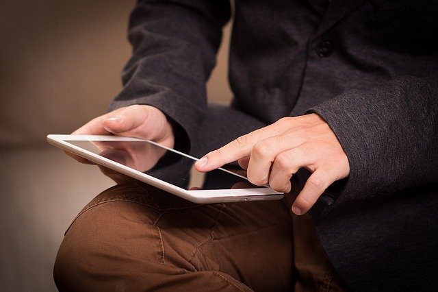Is it possible to run a business online?